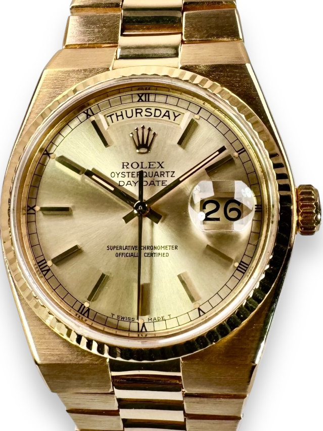 Rolex Day-Date Oysterquartz 19018 18kt Yellow Gold