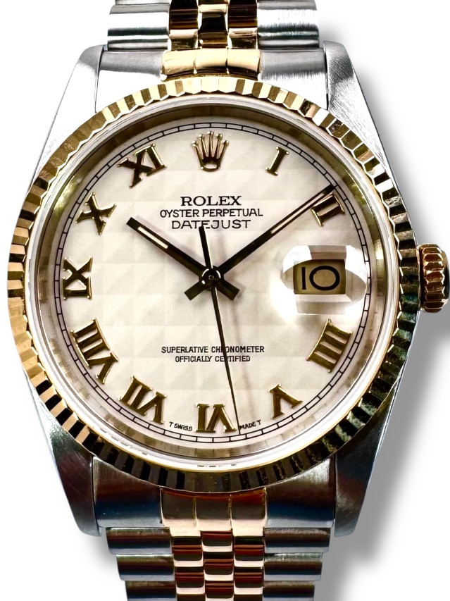 Rolex Datejust 16233  Ivory Pyramid Dial