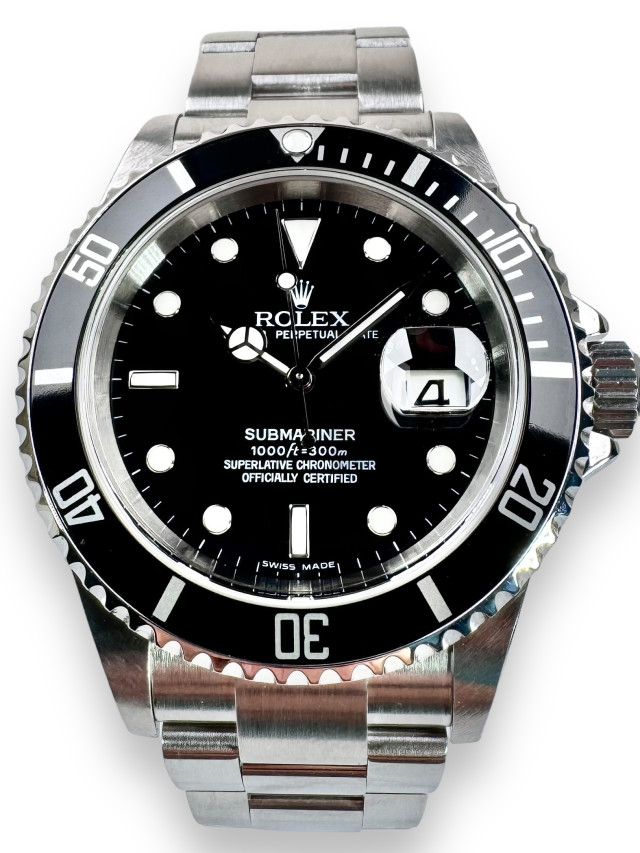 Mint Rolex Submariner 16610  Stainless Steel 40 MM