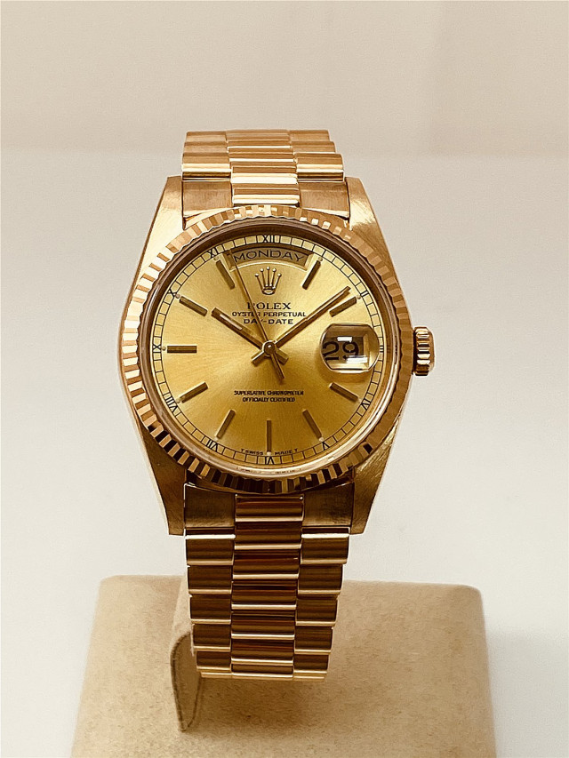 Rolex 18238 Yellow Gold on President, Fluted Bezel Champagne with Gold Index