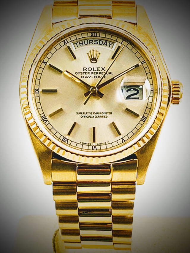 Pre-Owned Rolex Day-Date 18038 18kt Yellow Gold 36 mm Gold Index