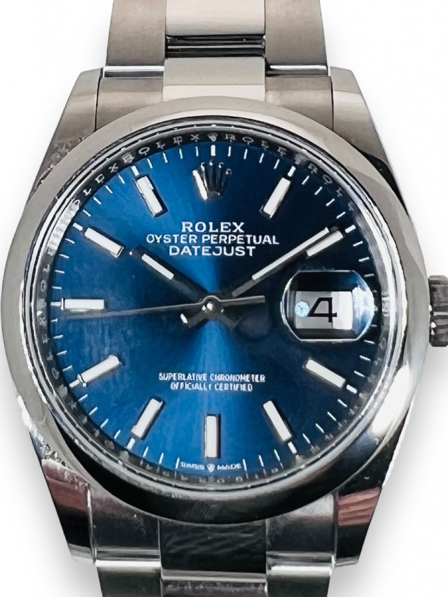 Rolex 126200 Steel on Oyster, Smooth Bezel Blue with Luminous Index
