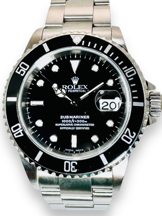 Rolex Submariner 16610 Mint Condition
