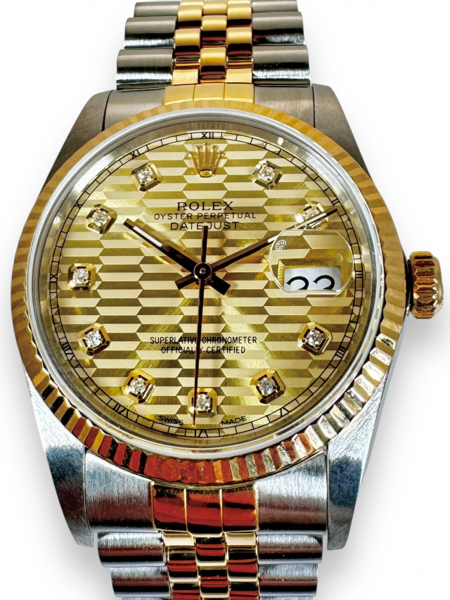 Rolex Datejust 16013 36 mm Motif Dial